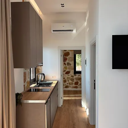 Stone * Vlorë