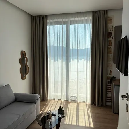 Stone * Vlorë